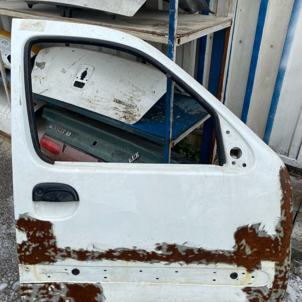 renault kangoo 2 orjınal sağ ön kapı işlemli