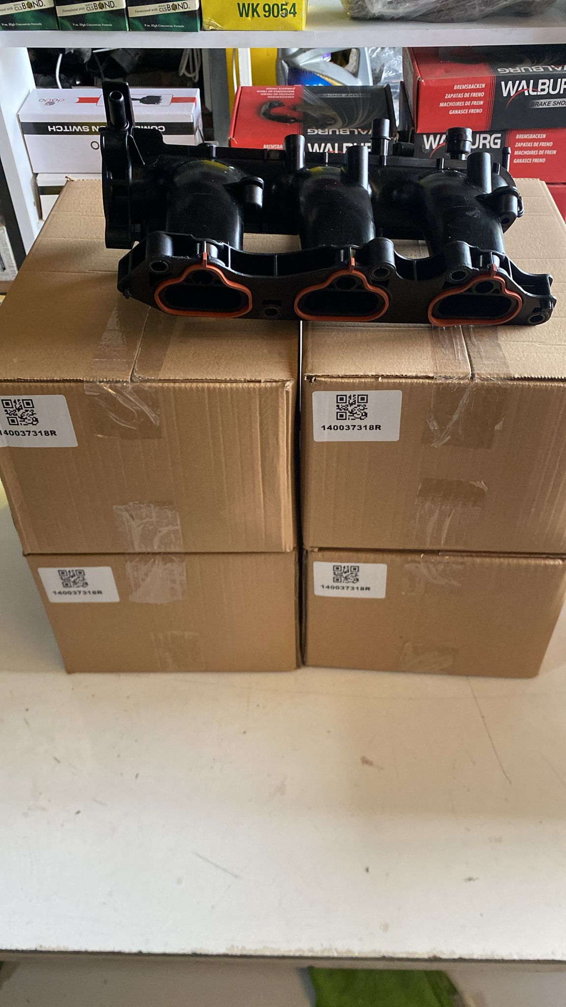 012d8803-e521-4d6a-9b46-1b41a1783d01 renault clıo 5 sandero 3 1,0 sıfır orjınal emme manifoldu - Görsel 1