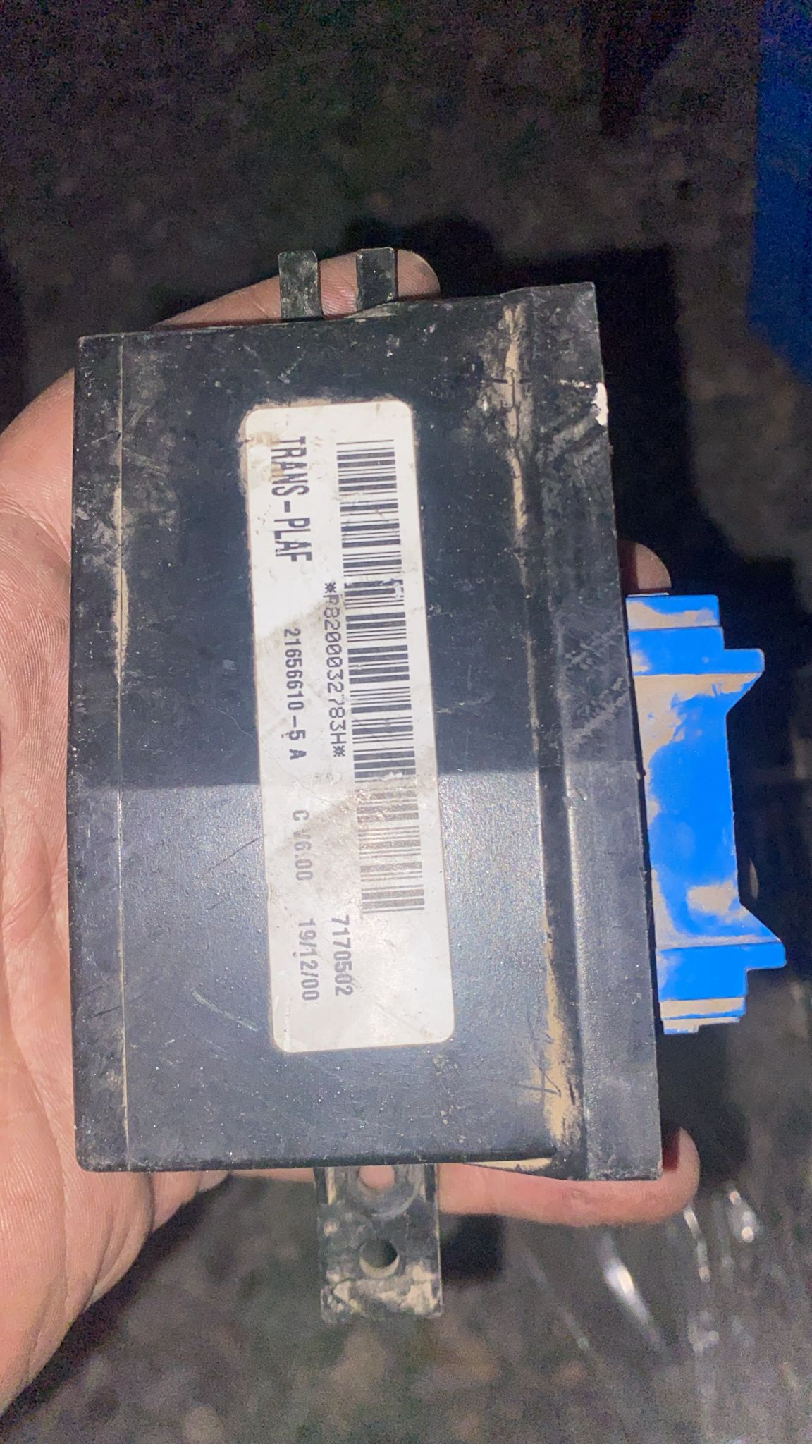 21982ea5-fd85-4388-92ac-787616aedf8a renault clıo 2 kangoo 2 orjinal decoder beyni - Görsel 1