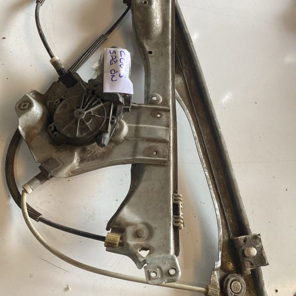 renault clıo 3 orjınal sağ ön cam krıkosu elektrıklı motorlu