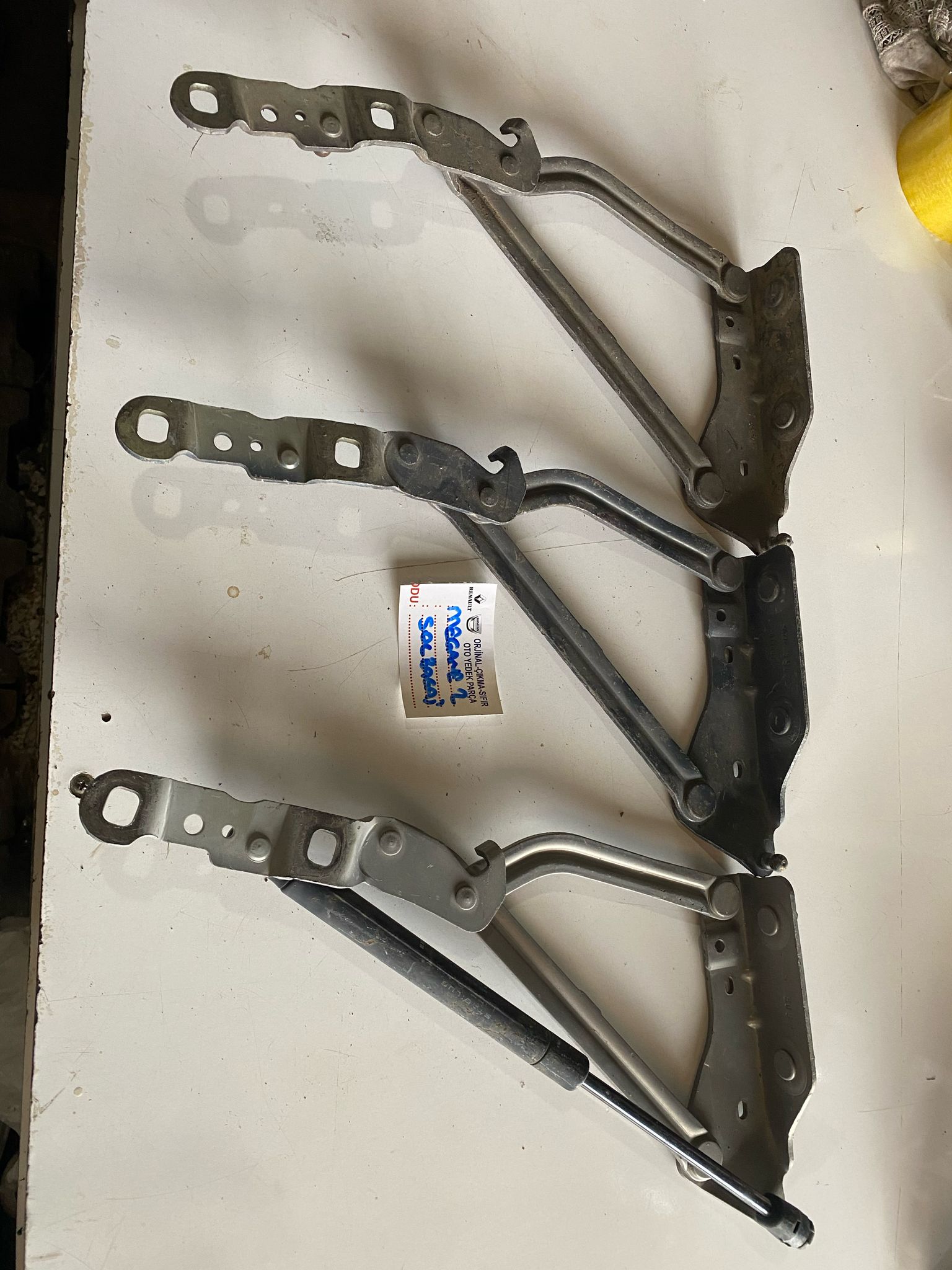 megan 2 sol renault megane 2 orjinal sol bagaj menteşesi - Görsel 1