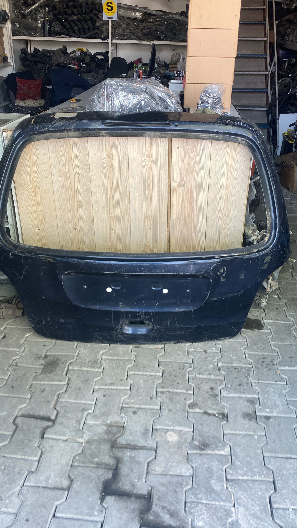 scenic 1 renault scenic 1 orjinal bagaj kapağı - Görsel 1
