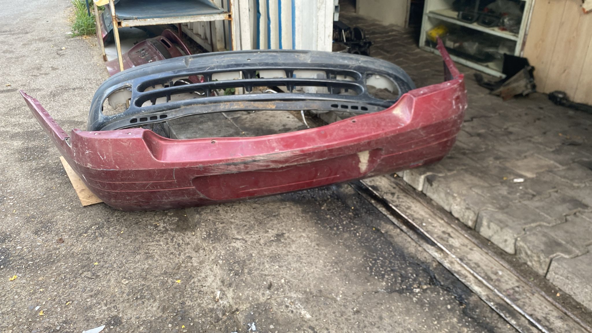 clıo 2 symbol sedan arka renault clıo 2 symbol sedan orjınal arka tampon - Görsel 1