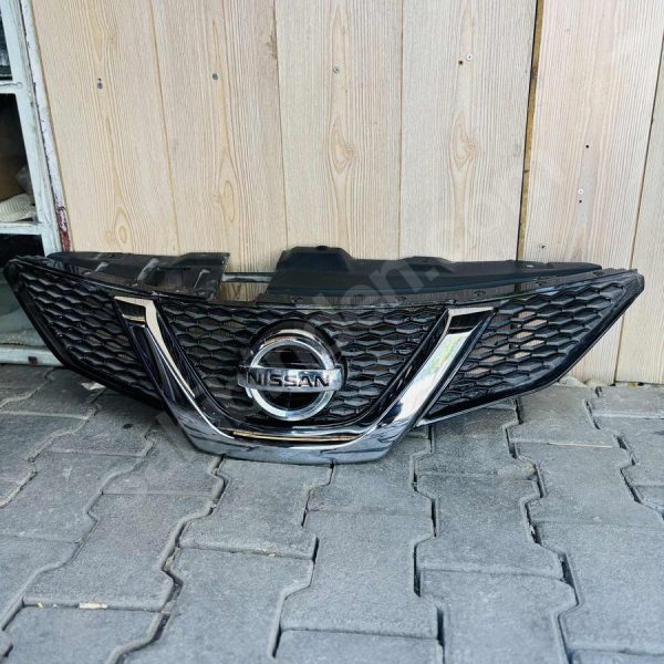 nissan QASHQAİ orjınal hatasız ön panjur