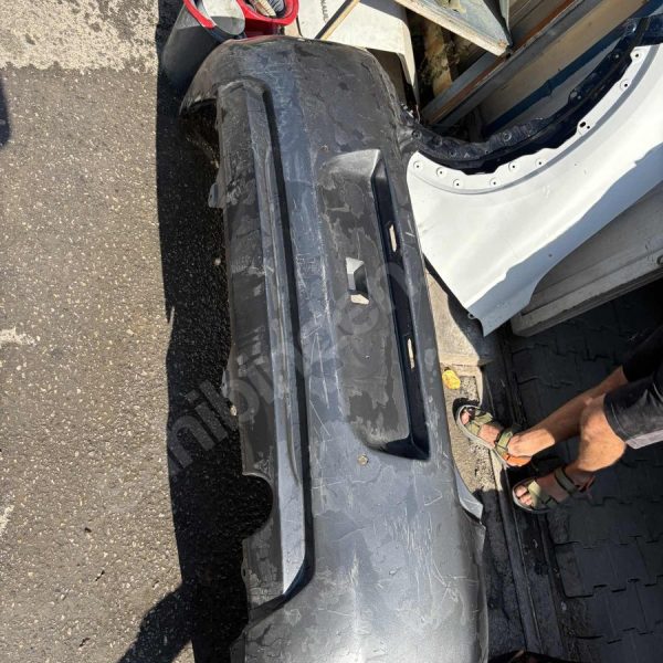 peugeot 301 elysee orjınal arka tampon