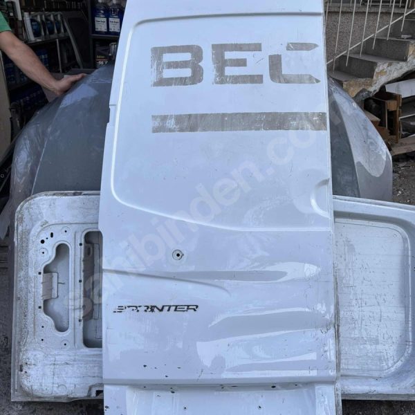 mercedes sprinter orjınal sol arka bagaj kapağı