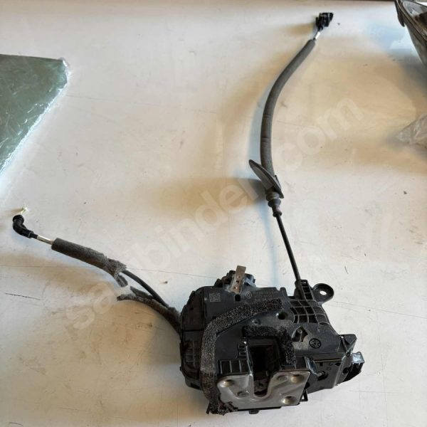 renault clıo 5 orjınal sol arka kapı kilidi 825039554R