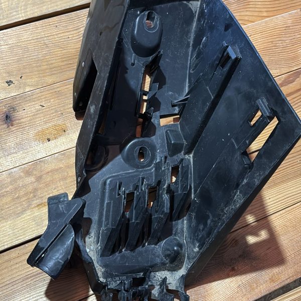 renault megane 1 sigorta role alt kapağı